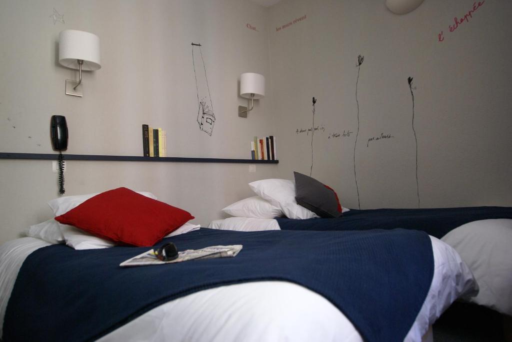 Hotel De La Placette Barcelonnette Szoba fotó
