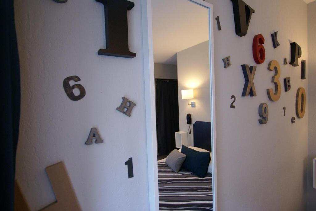 Hotel De La Placette Barcelonnette Szoba fotó