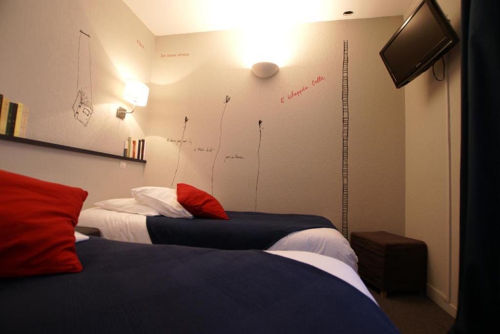 Hotel De La Placette Barcelonnette Szoba fotó